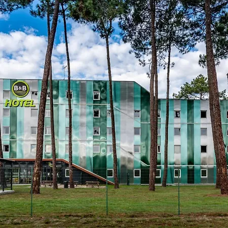 Arcachon Отель Гюжан-Местрас