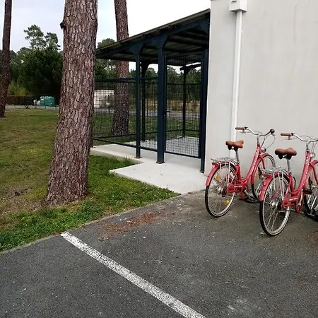 Arcachon Hotel 3*