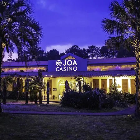 Arcachon Hotel 3*