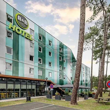 Arcachon Hotel 3*