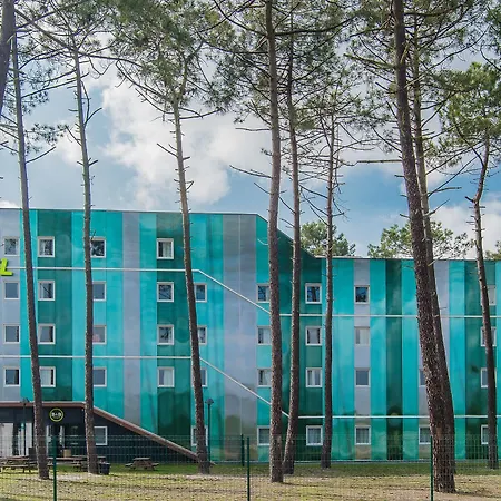 Arcachon Hotel 3*