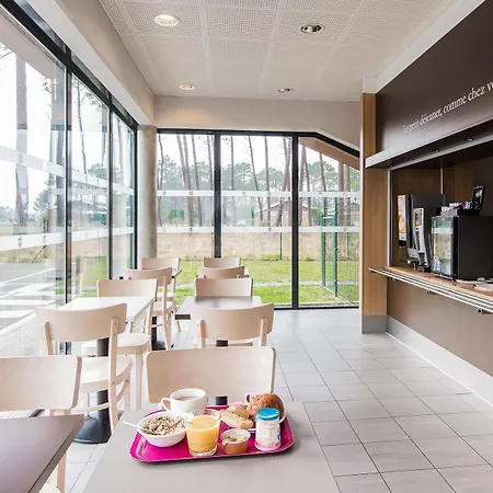 Arcachon מלון 3*